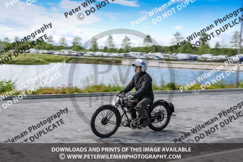Vintage motorcycle club;eventdigitalimages;no limits trackdays;peter wileman photography;vintage motocycles;vmcc banbury run photographs